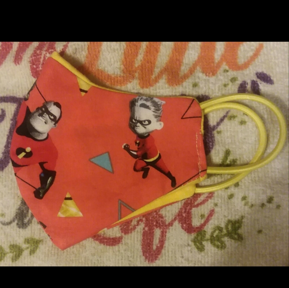 Handmade Face Mask - Picture 3 of 4